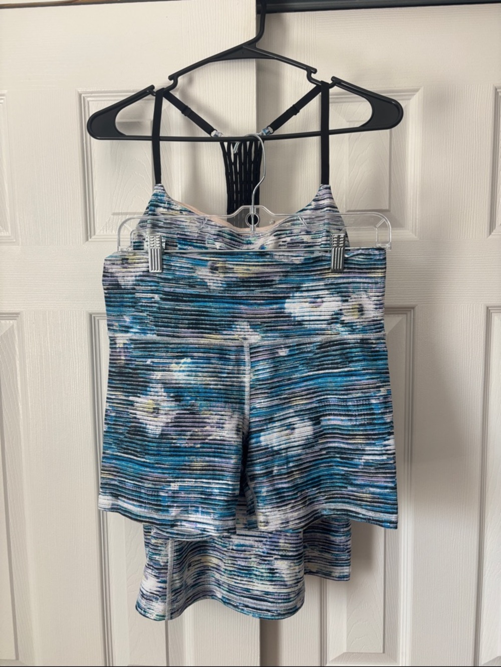 LuluLemon Set of True Self Tank and Shorts Blurry Belle Multi / Black Size 8